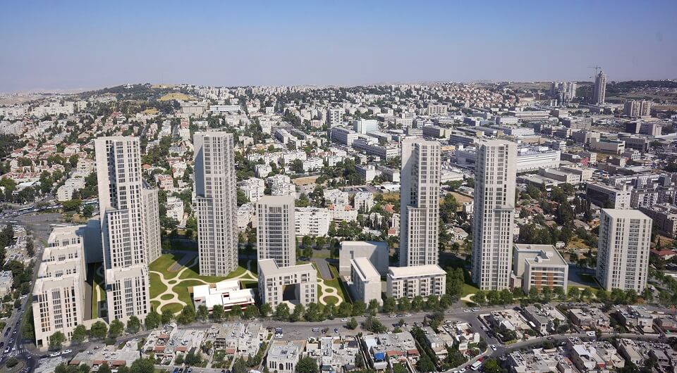 מתחם ובו בניינים גבוהים